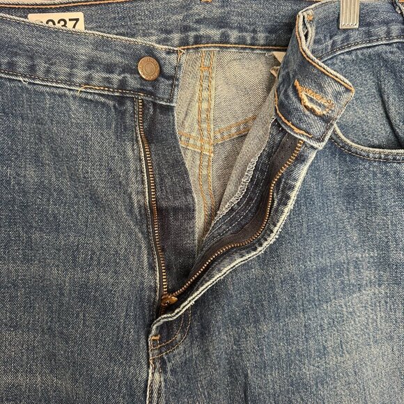 KIRKLAND SIGNATURE STRAIGHT JEANS MAN;S  SIZE 42 X 32 BLUE MEDIU, WASH 5-POCKET - Picture 4 of 8